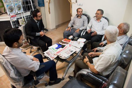 حضور اعضای بنیاد قم پژوهی در دفتر همشهری